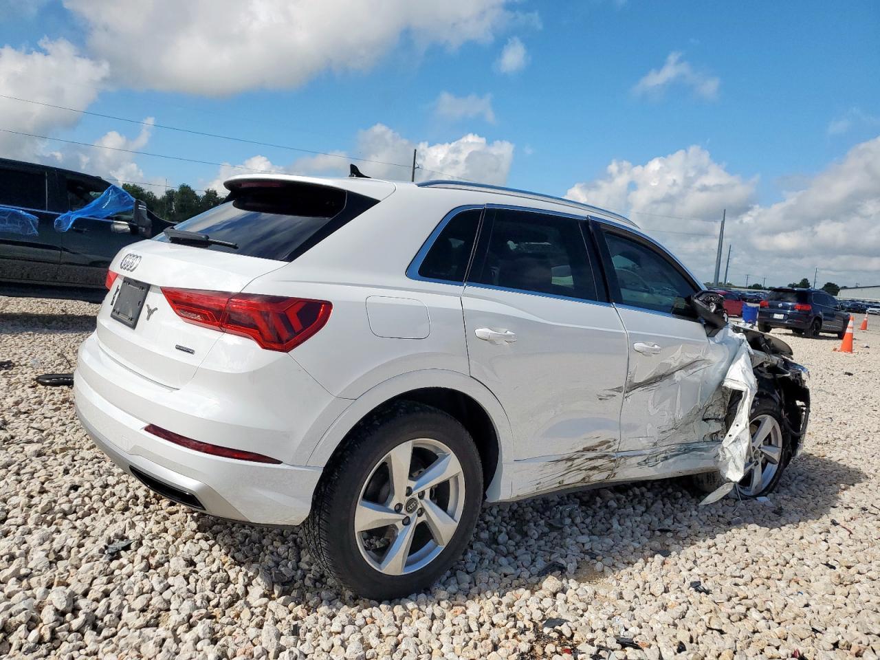 2021 AUDI Q3