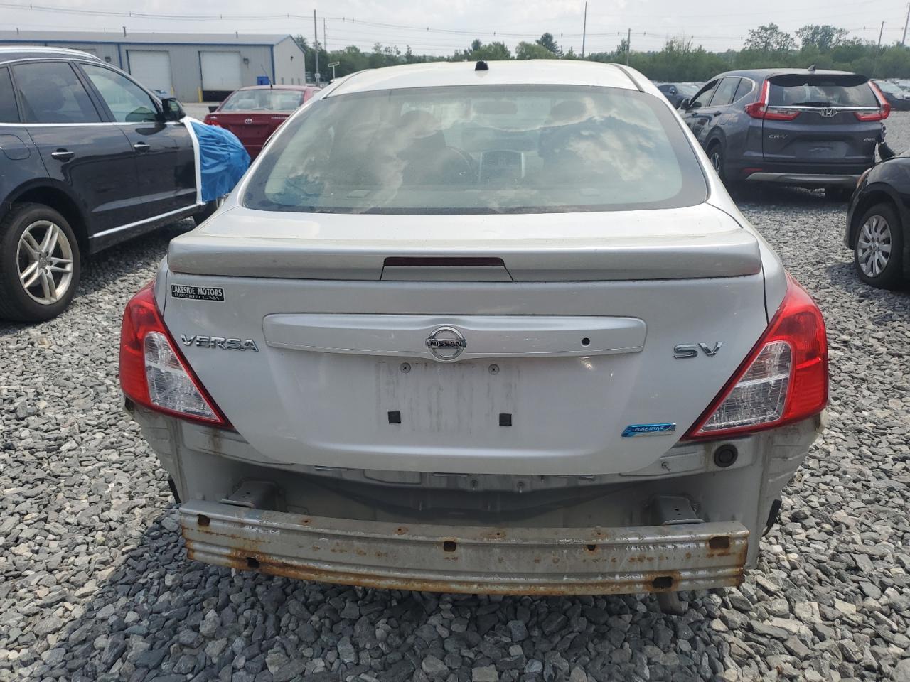 2016 NISSAN VERSA