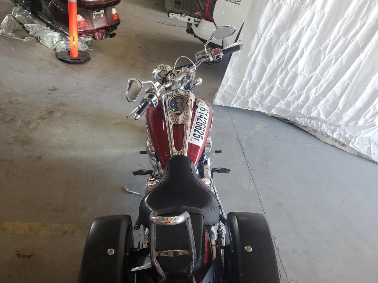 2015 YAMAHA XV1900