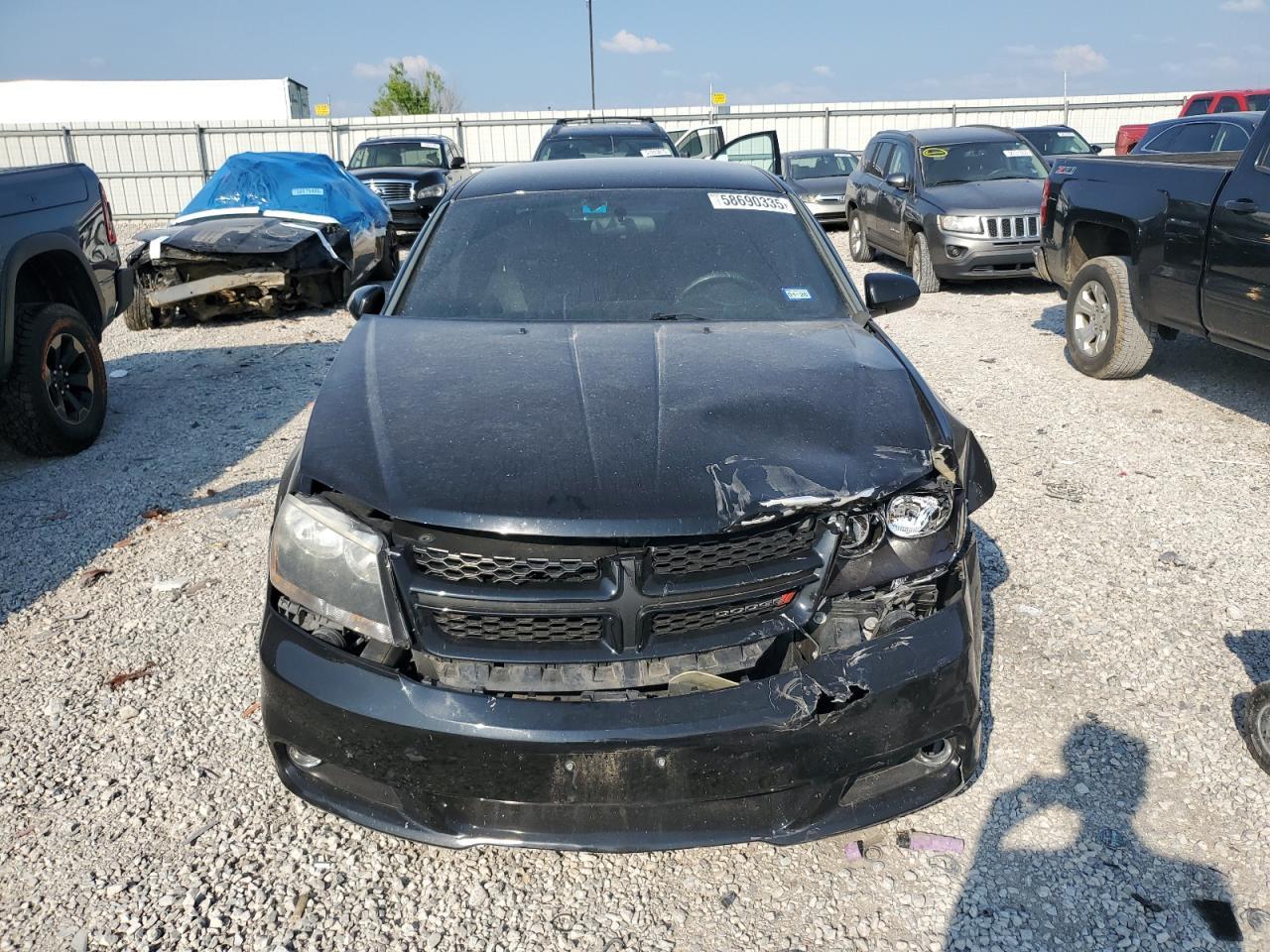 2013 DODGE Avenger