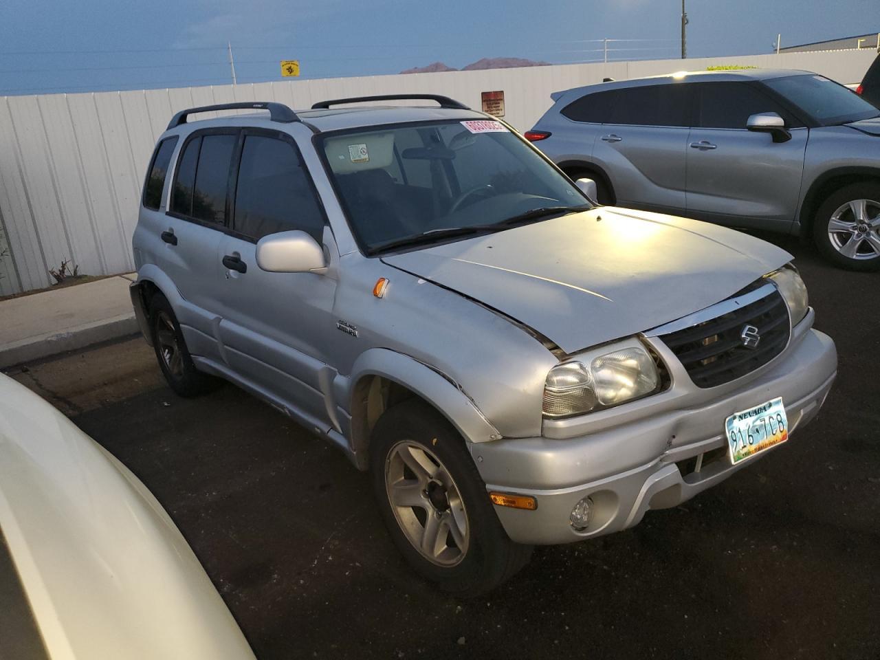 2001 SUZUKI Grand Vitara