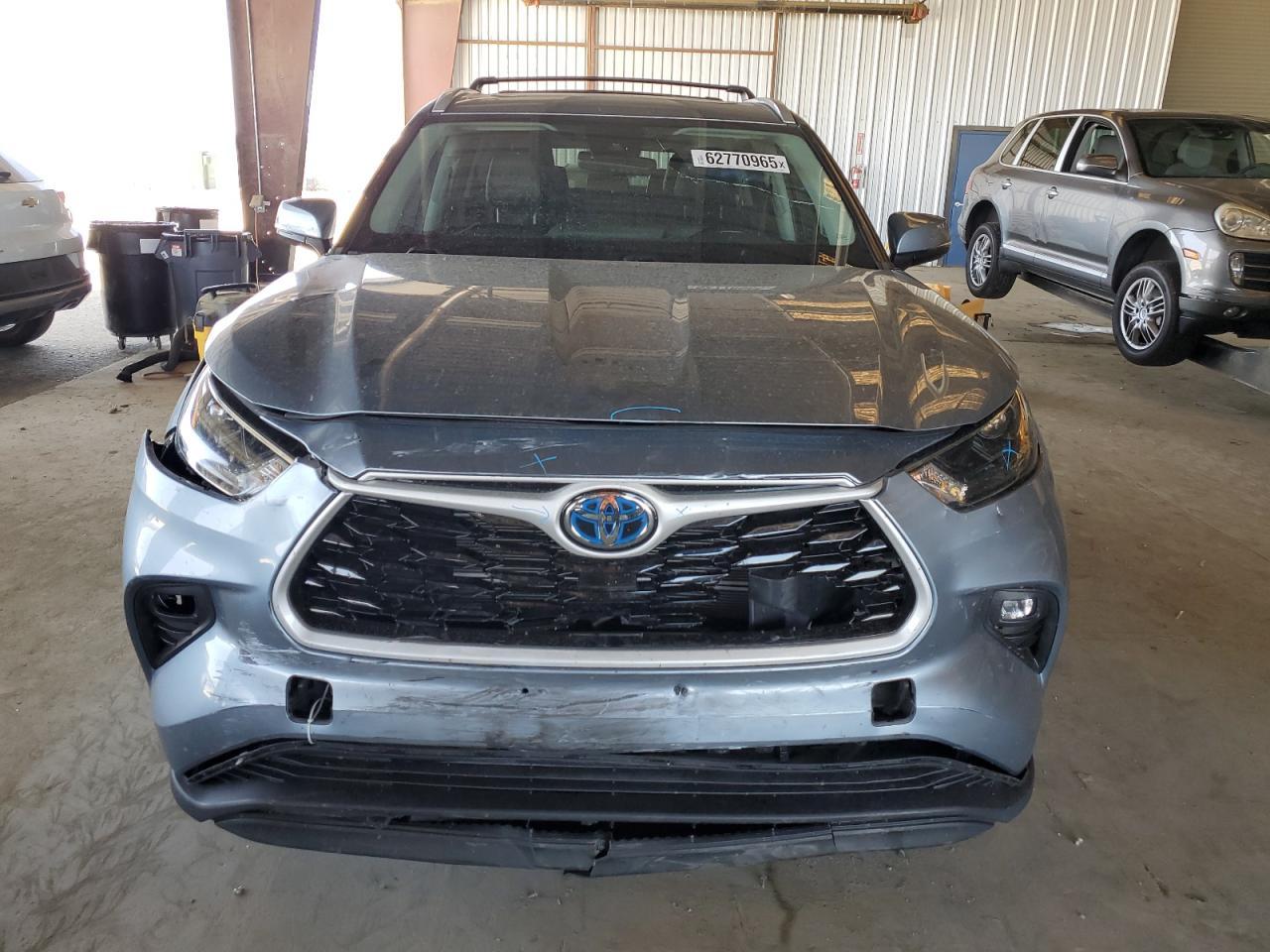 2023 TOYOTA HIGHLANDER