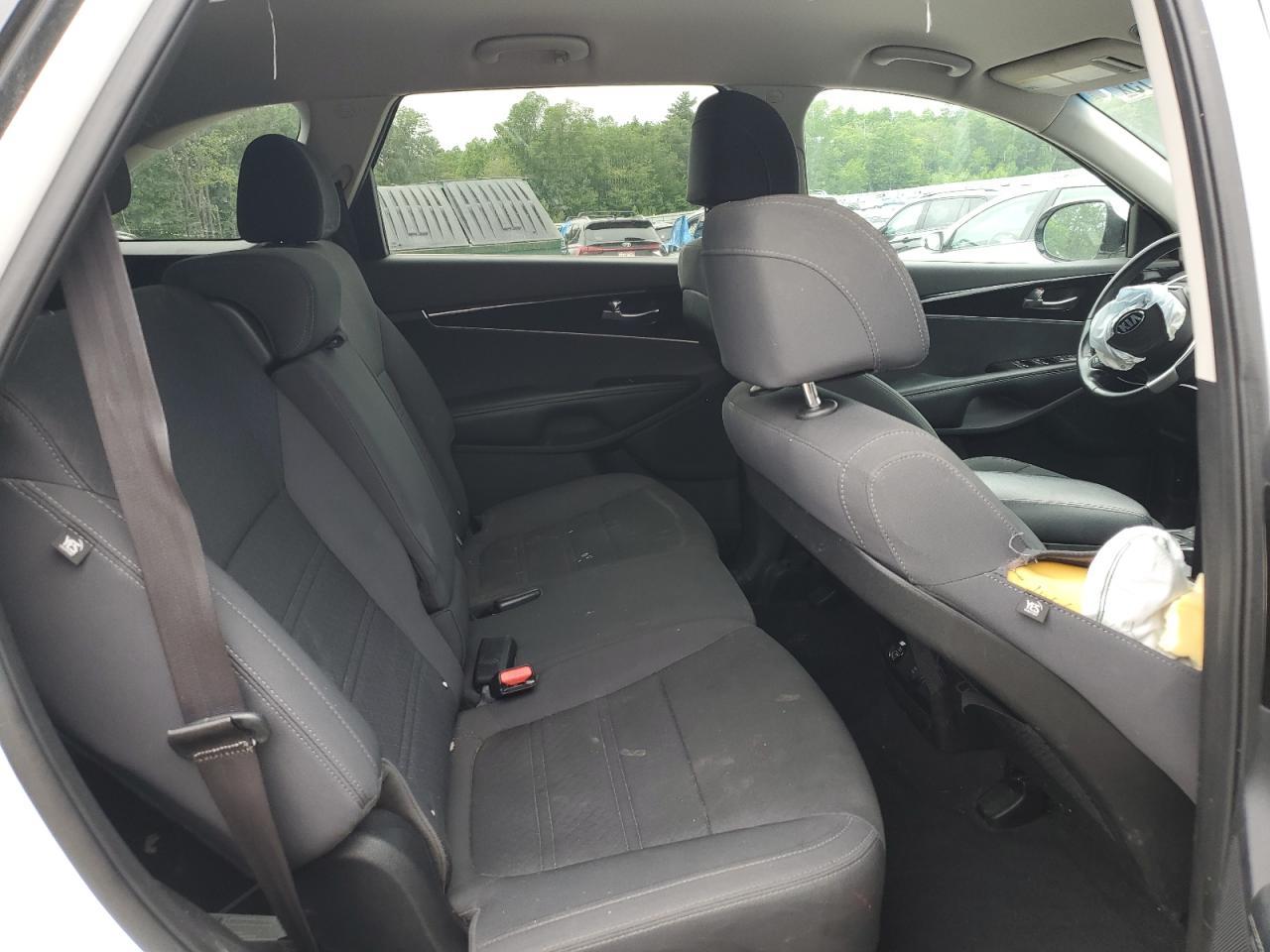 2017 KIA SORENTO
