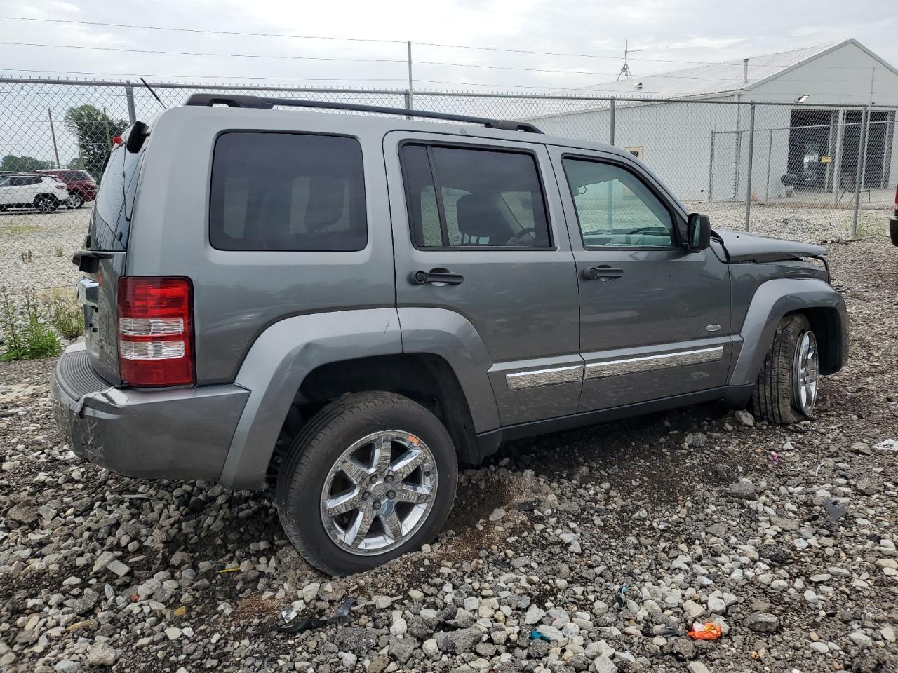 2012 JEEP Liberty