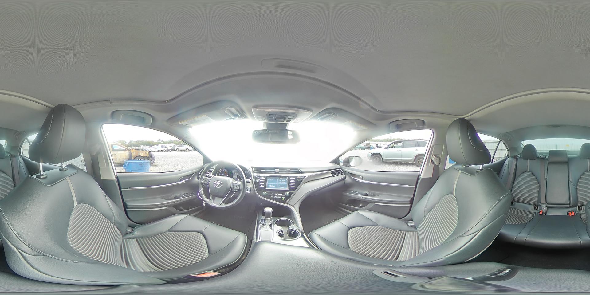 2019 TOYOTA CAMRY