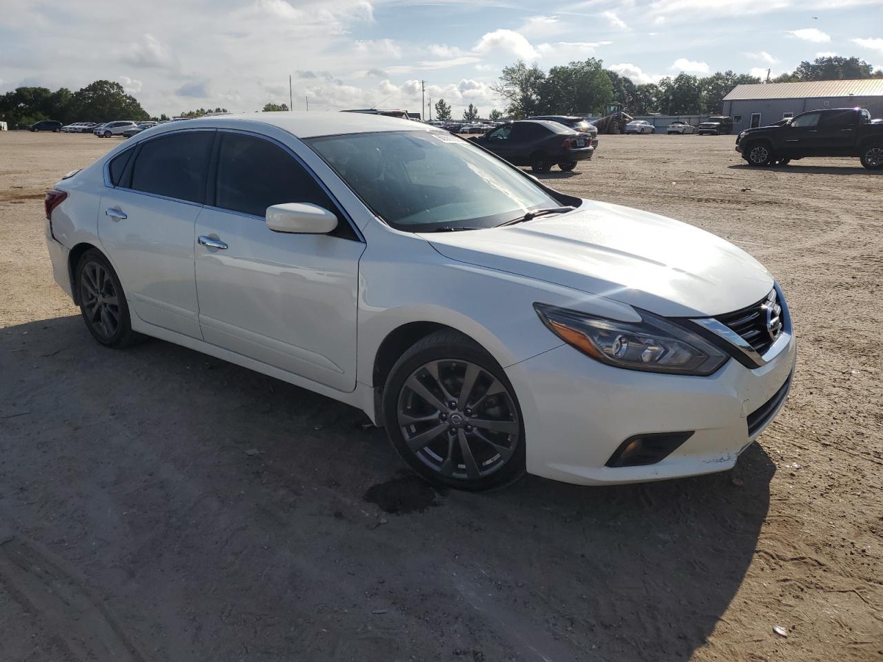 2018 NISSAN ALTIMA