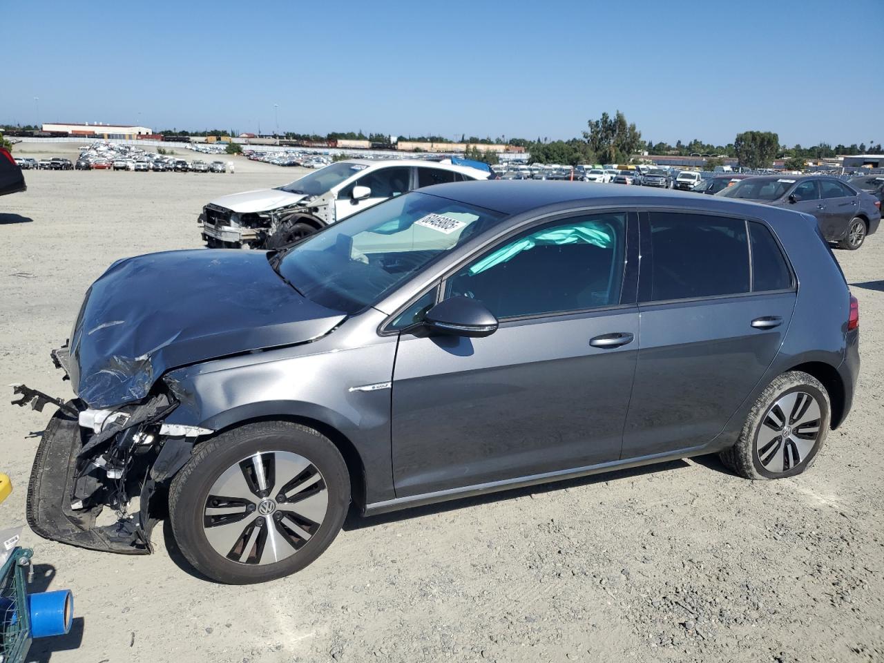 2019 VOLKSWAGEN e-Golf
