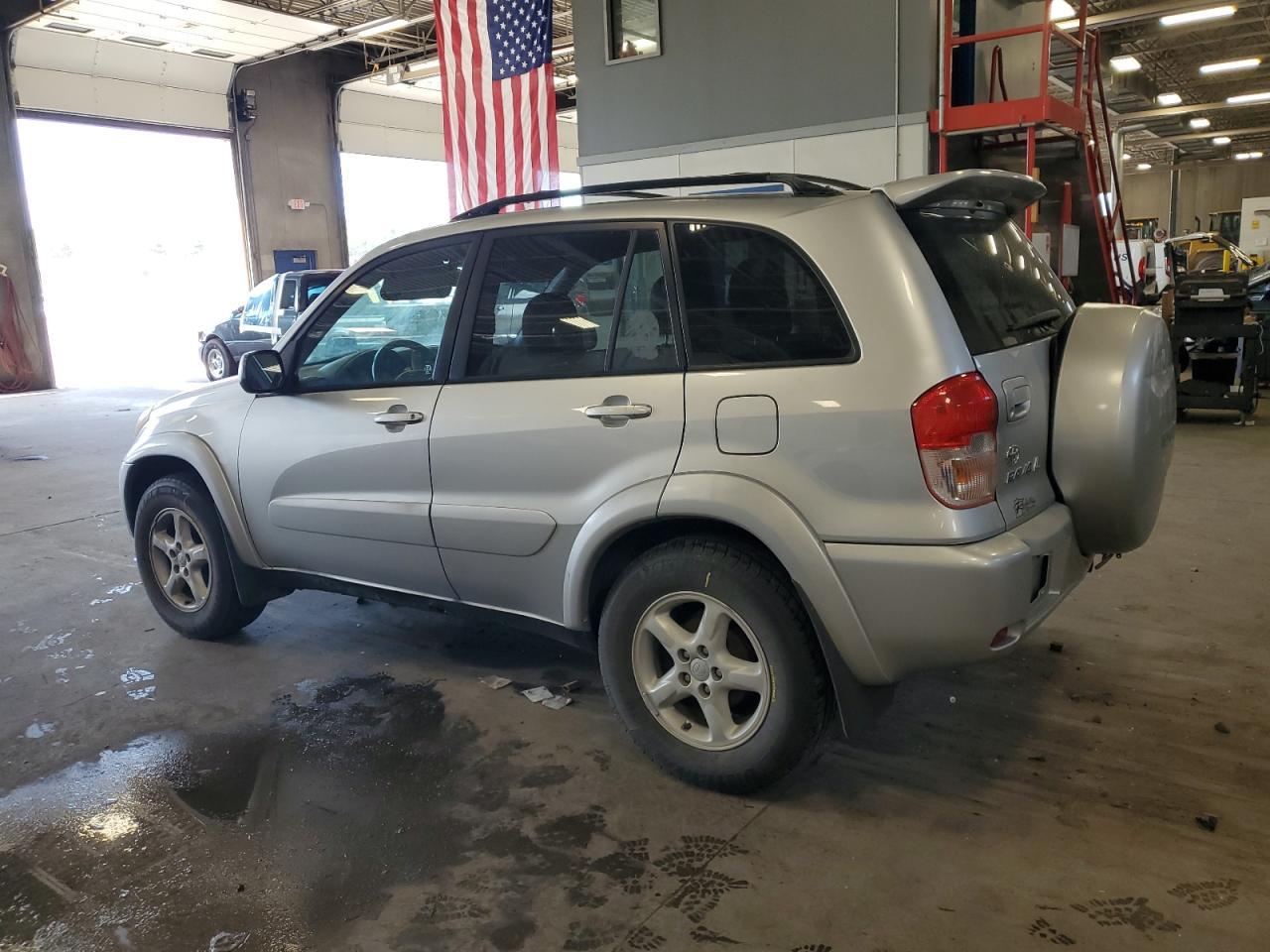 2002 TOYOTA RAV4