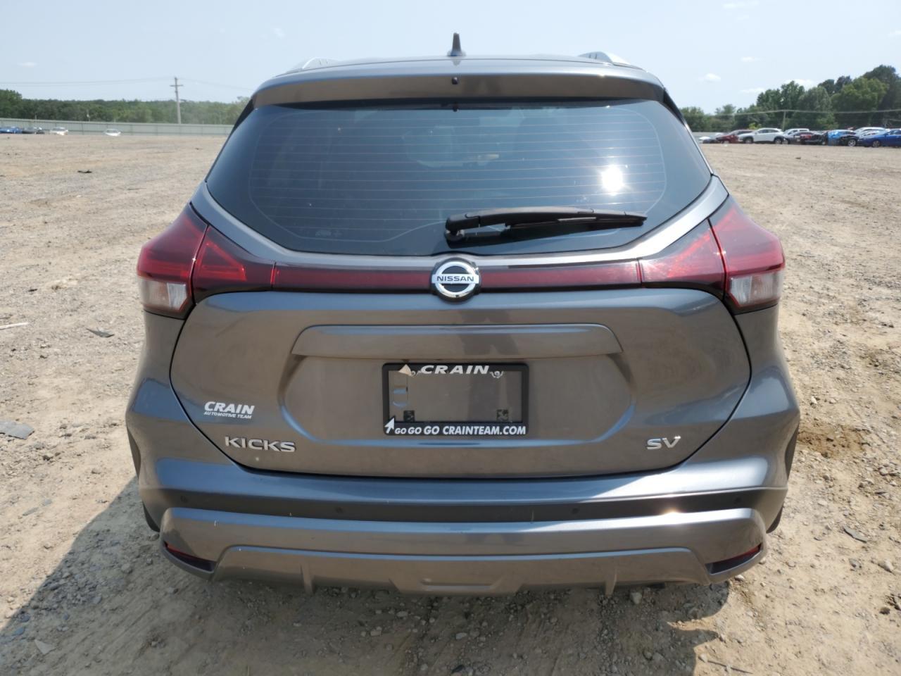 2021 NISSAN KICKS