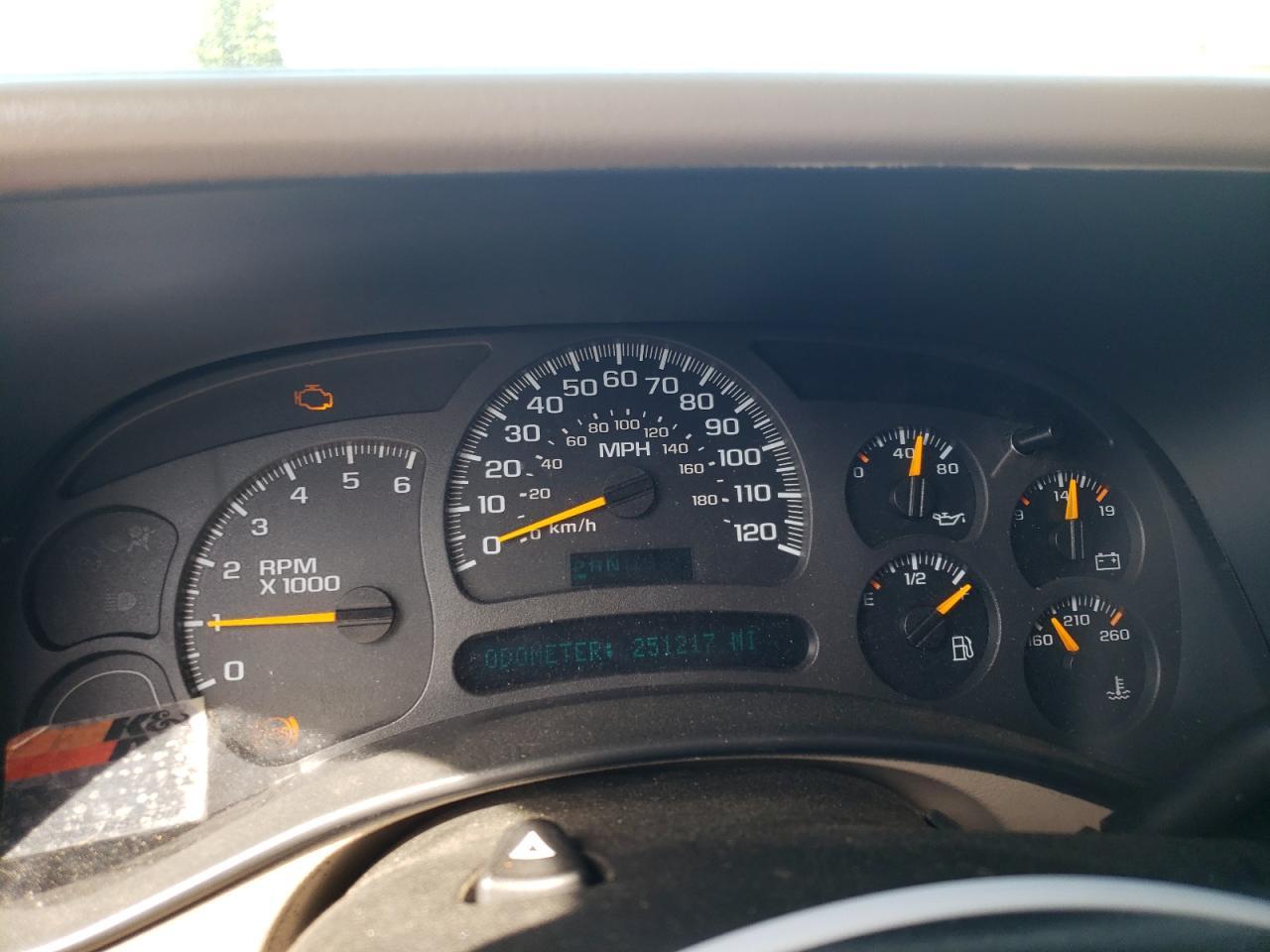 2003 CHEVROLET Suburban