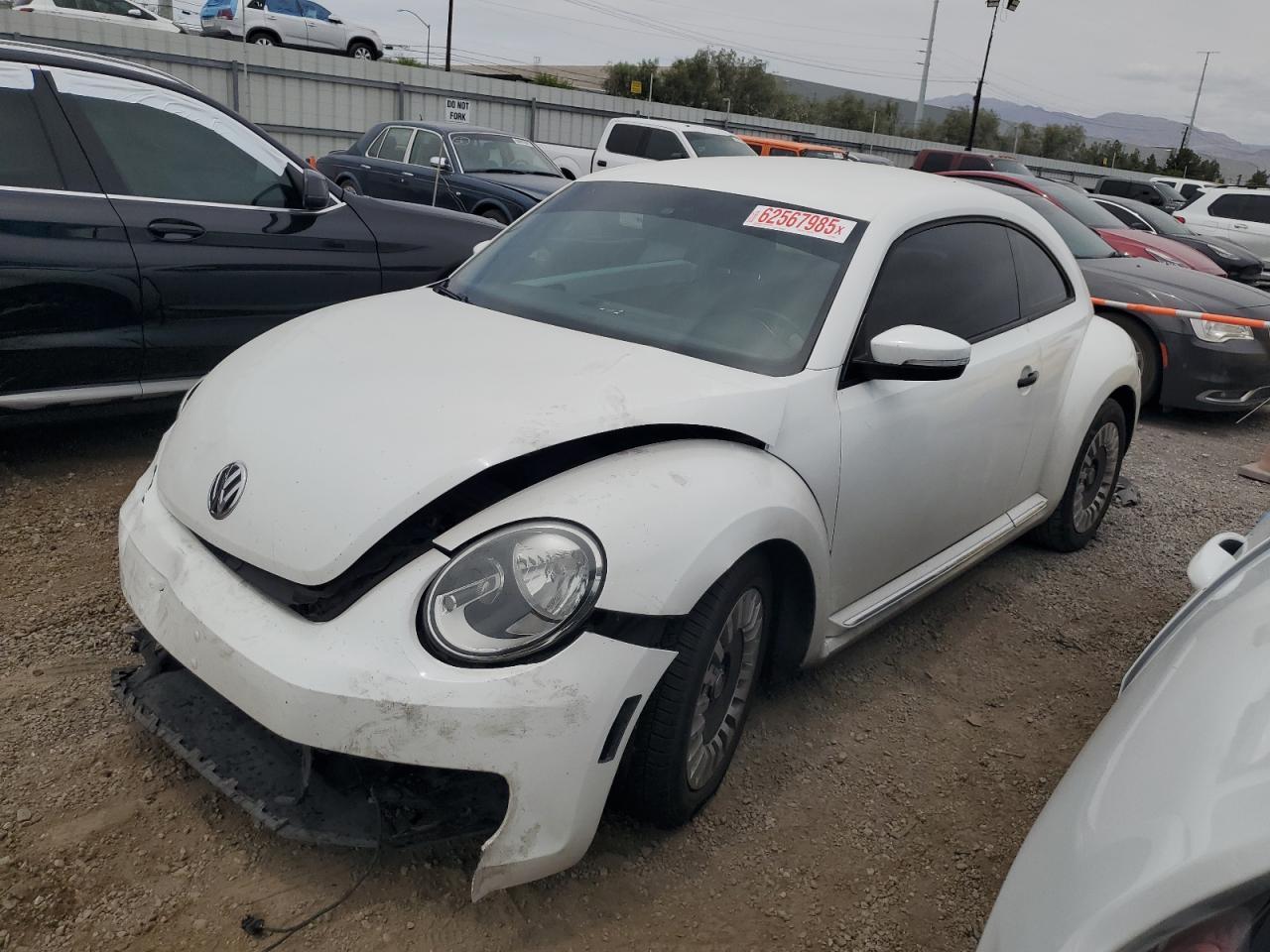 2016 VOLKSWAGEN Beetle