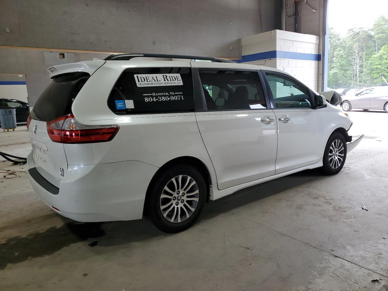 2018 TOYOTA SIENNA