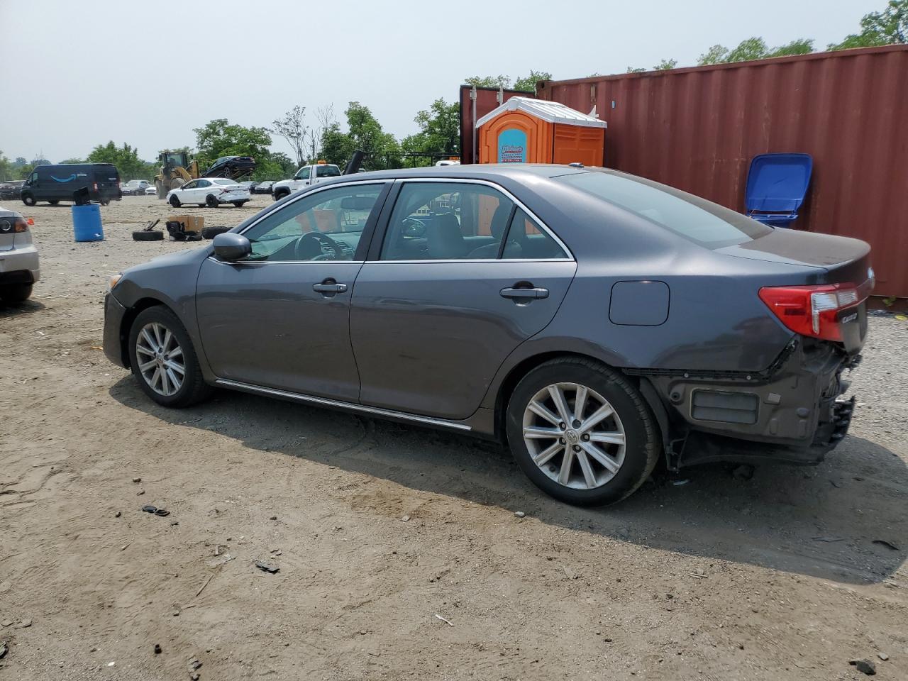 2014 TOYOTA CAMRY