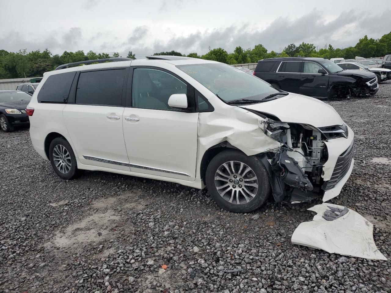 2018 TOYOTA SIENNA