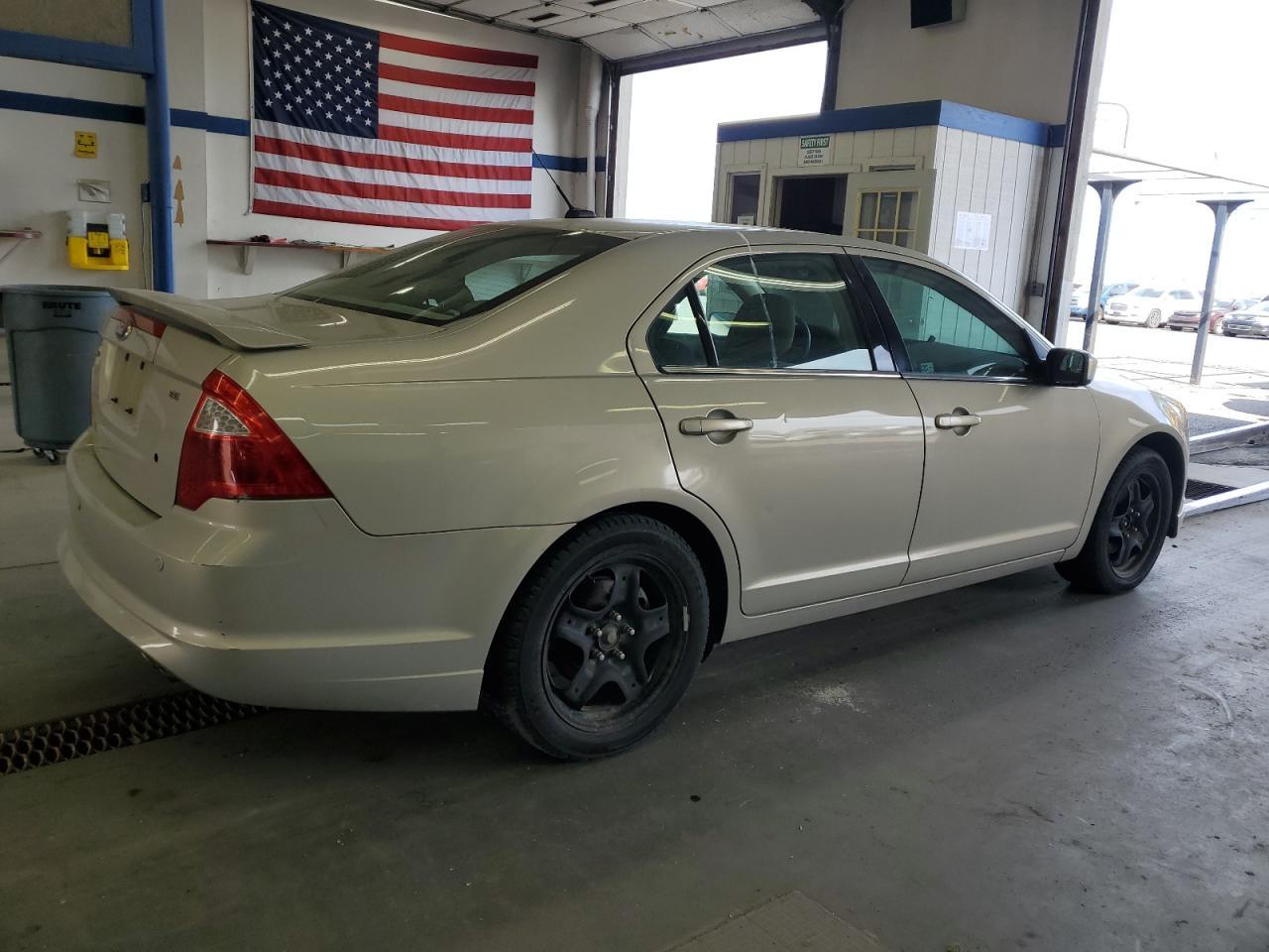2010 FORD FUSION