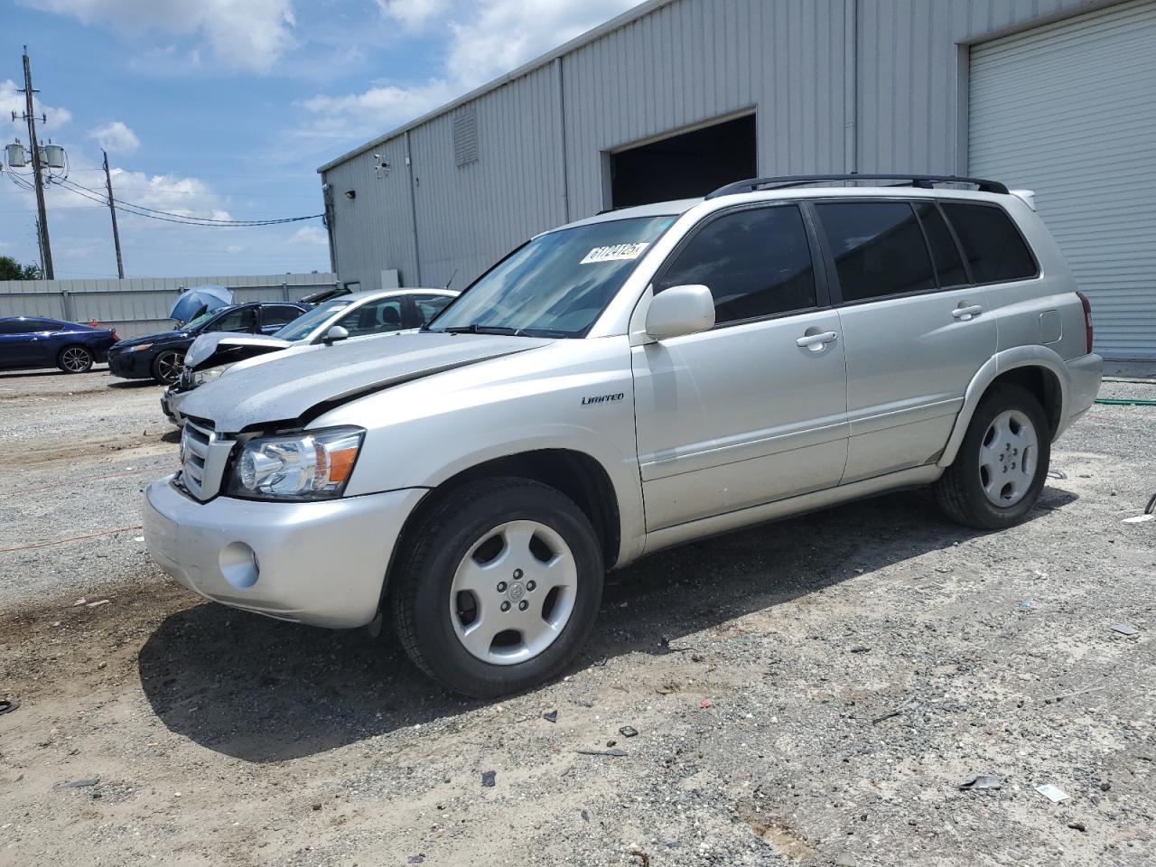 2006 TOYOTA HIGHLANDER