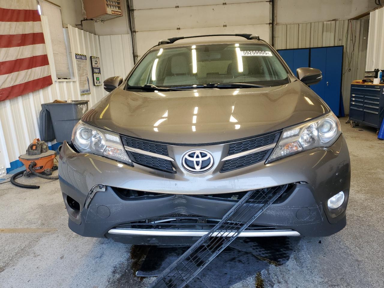 2015 TOYOTA RAV4