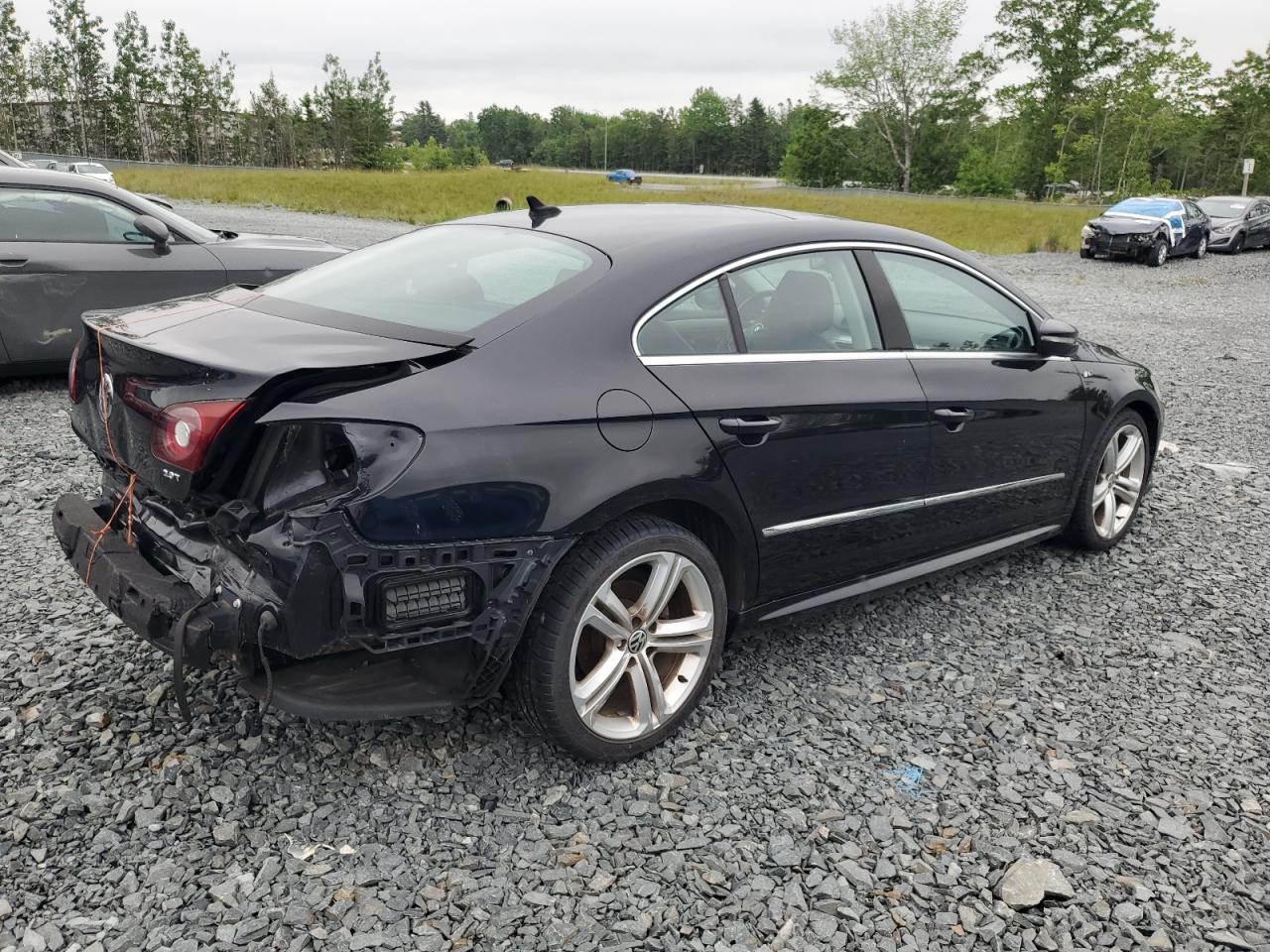 2011 VOLKSWAGEN Passat