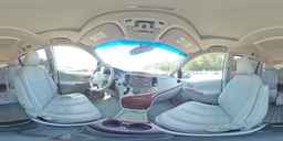 2011 TOYOTA SIENNA