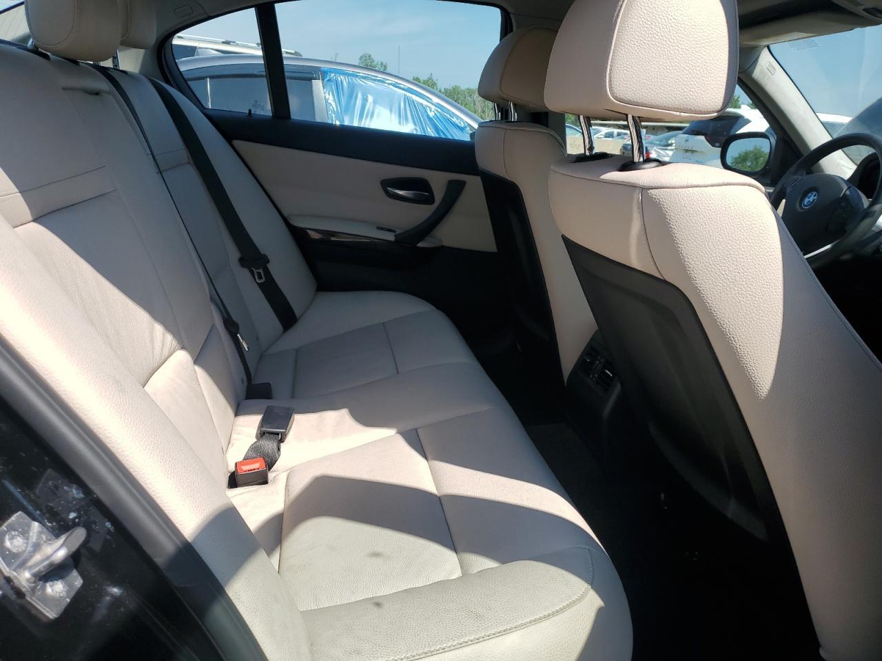 2011 BMW 3 SERIES