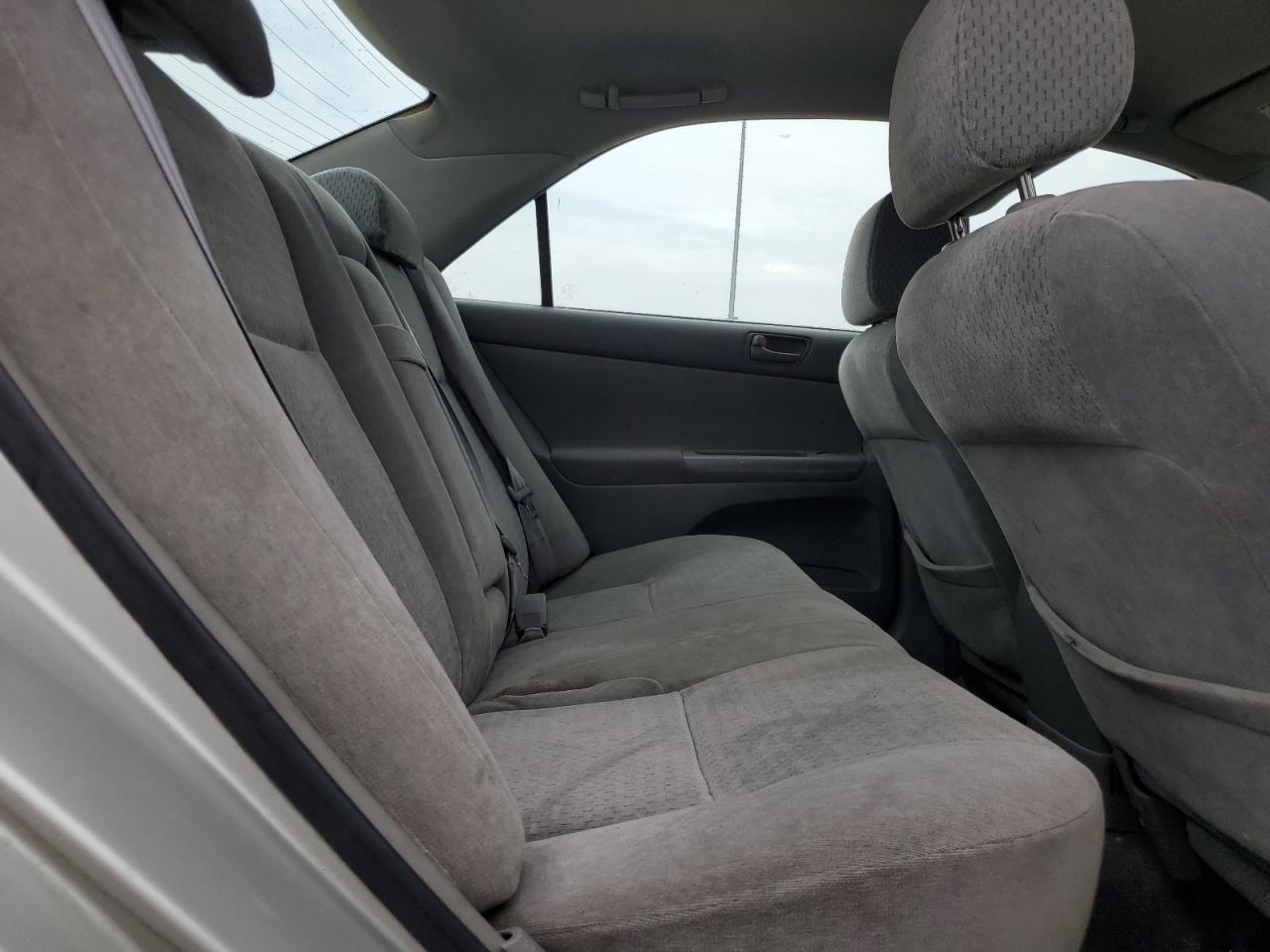 2002 TOYOTA CAMRY