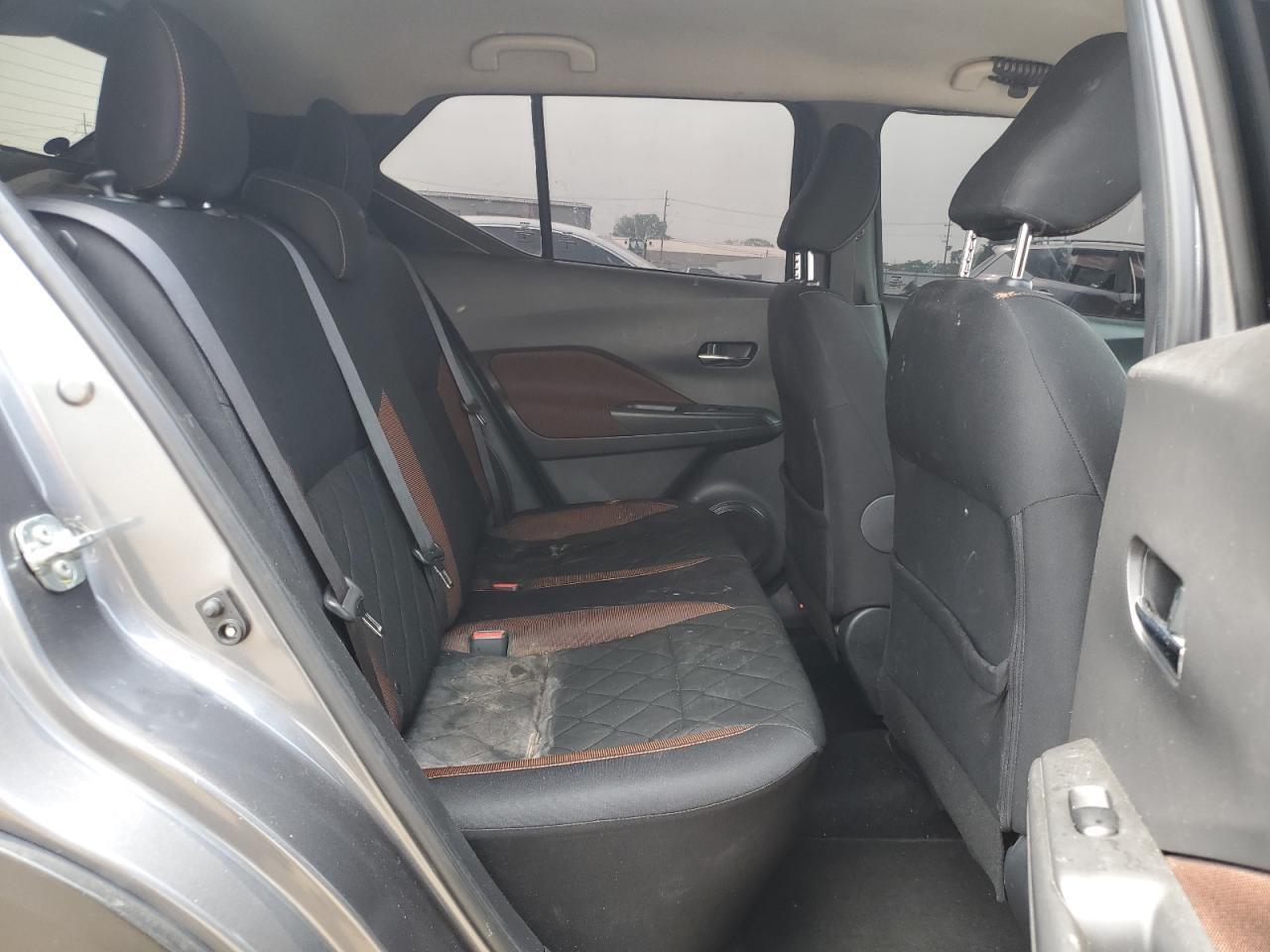 2019 NISSAN KICKS