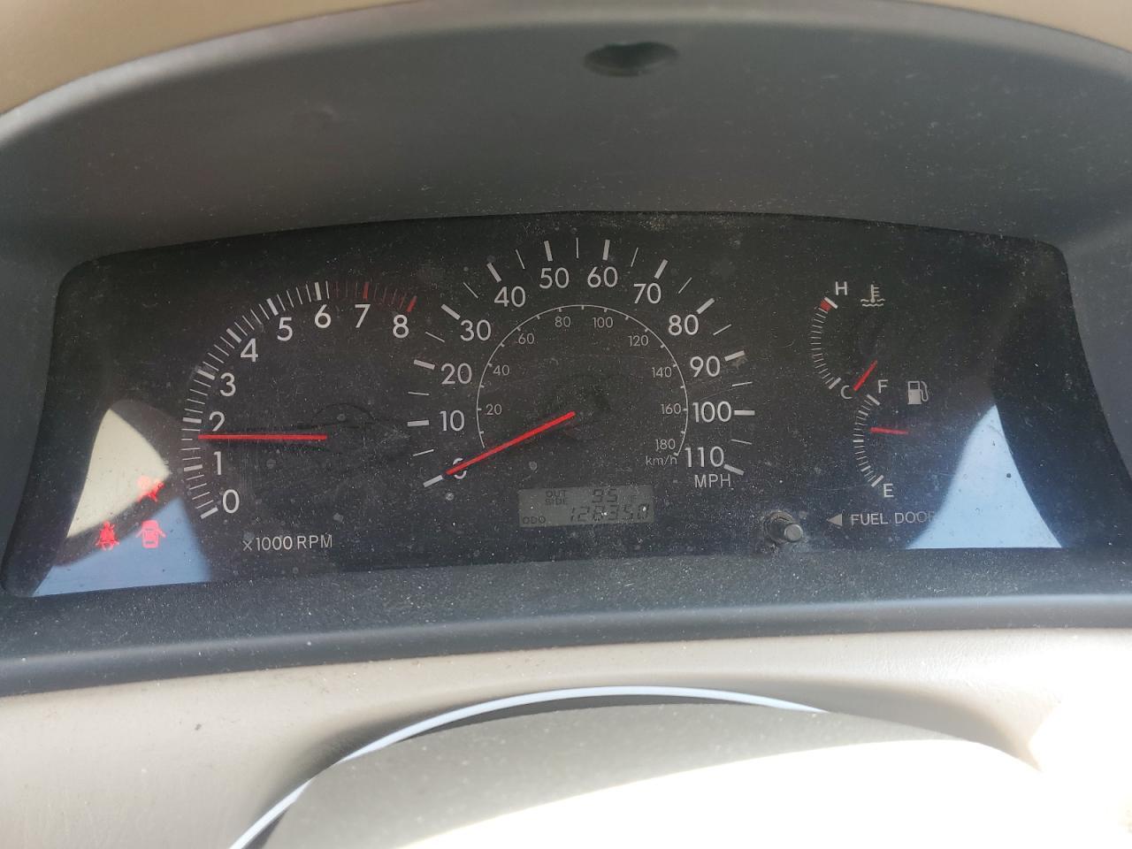 2005 TOYOTA COROLLA