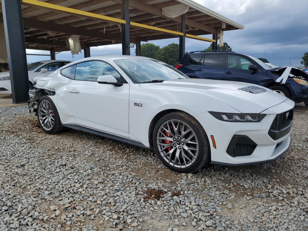 2024 FORD MUSTANG