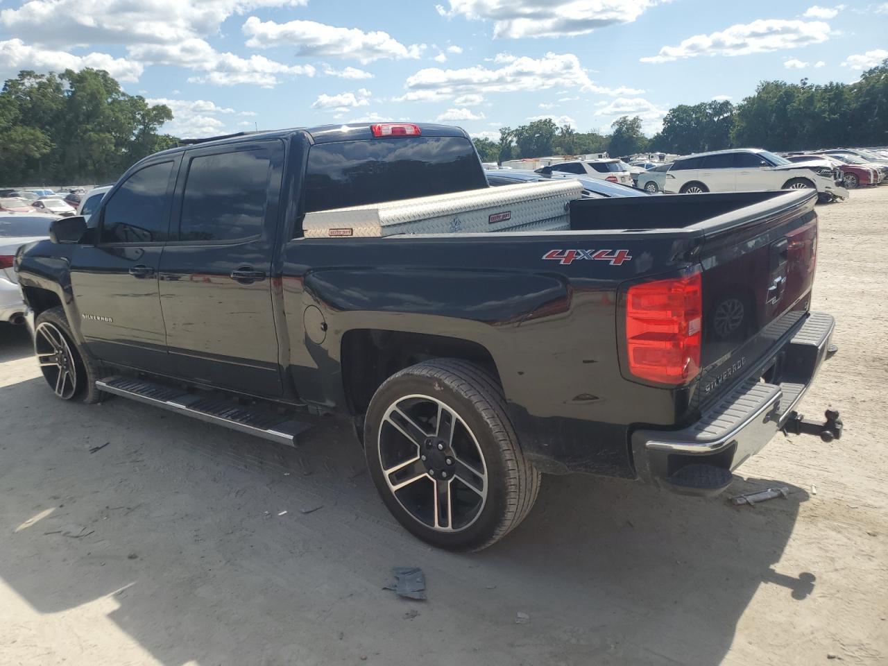 2017 CHEVROLET Silverado
