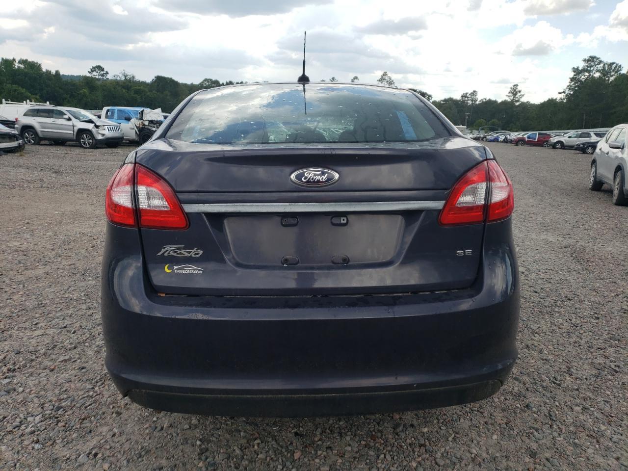 2013 FORD Fiesta