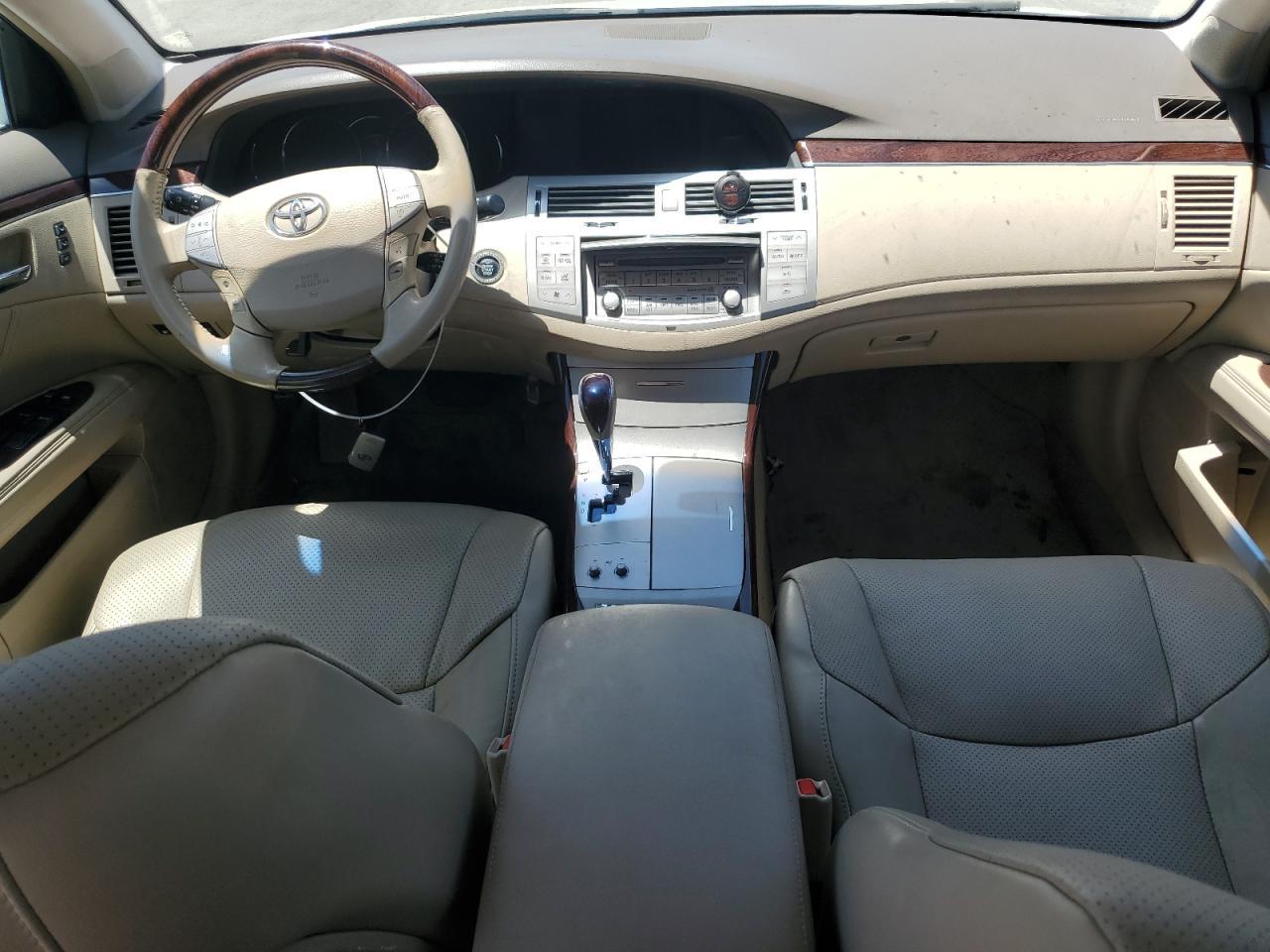 2008 TOYOTA Avalon