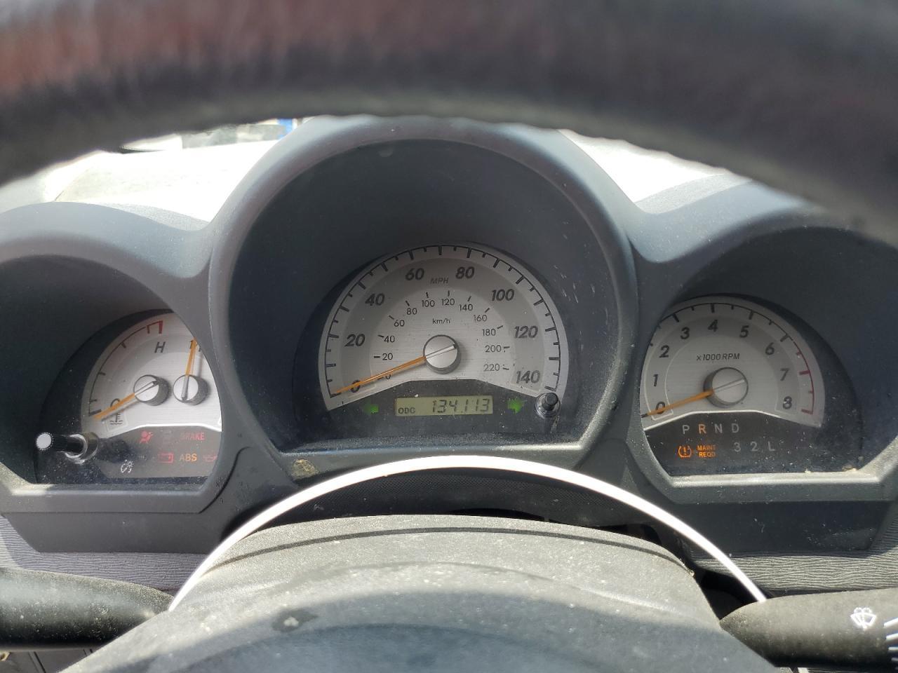 2005 TOYOTA SCION