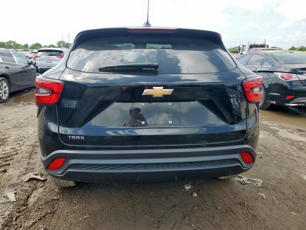 2024 CHEVROLET TRAX