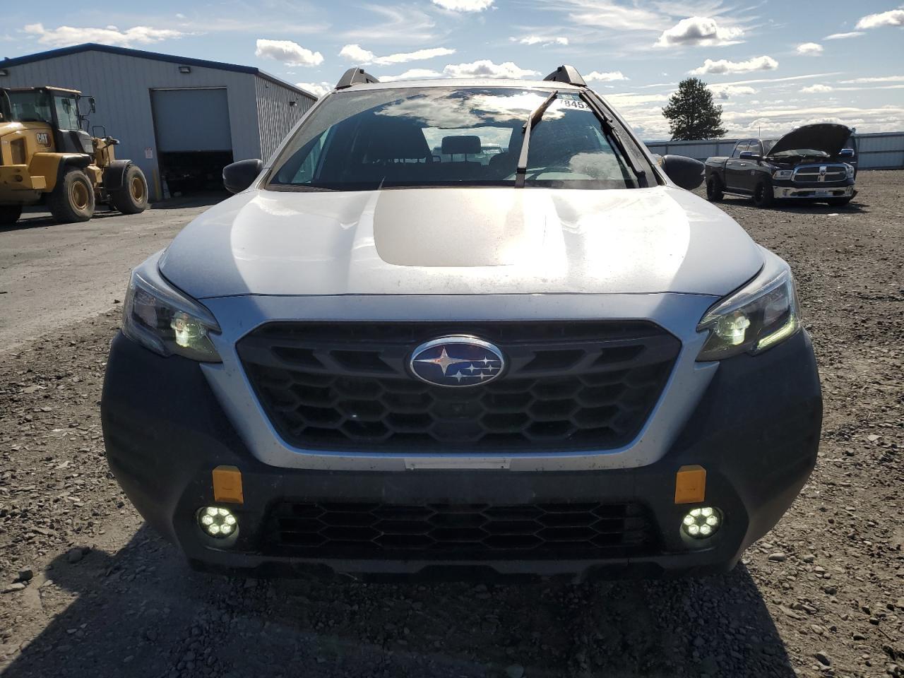 2023 SUBARU Outback