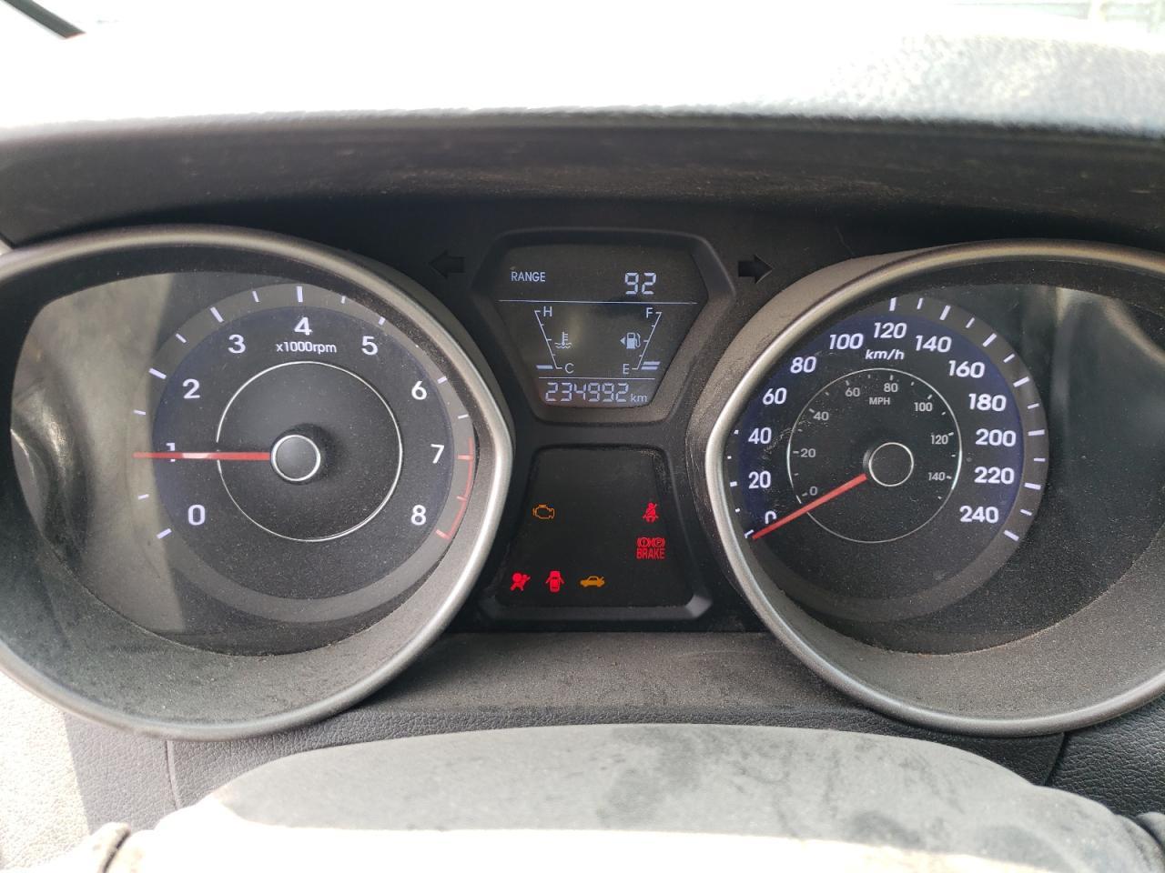 2016 HYUNDAI ELANTRA