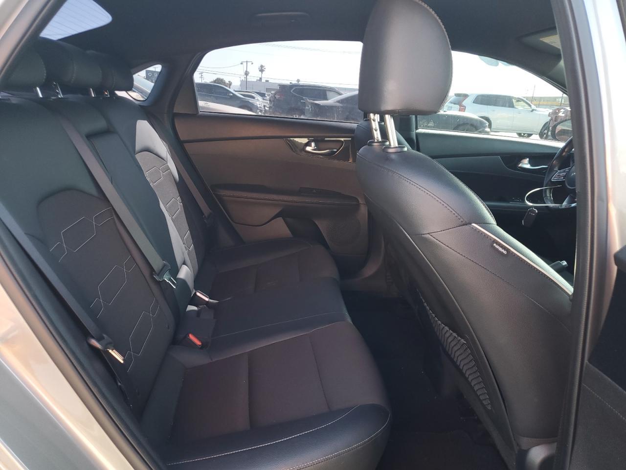 2023 KIA FORTE