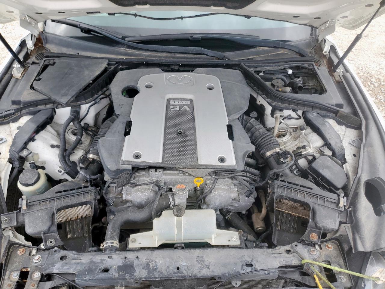 2015 INFINITI Q50