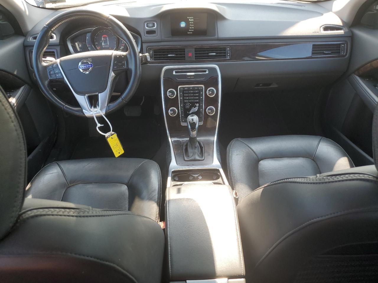 2015 VOLVO XC70