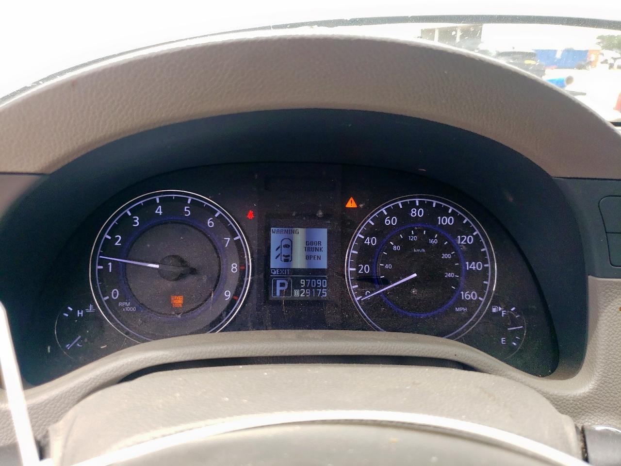 2011 INFINITI G37