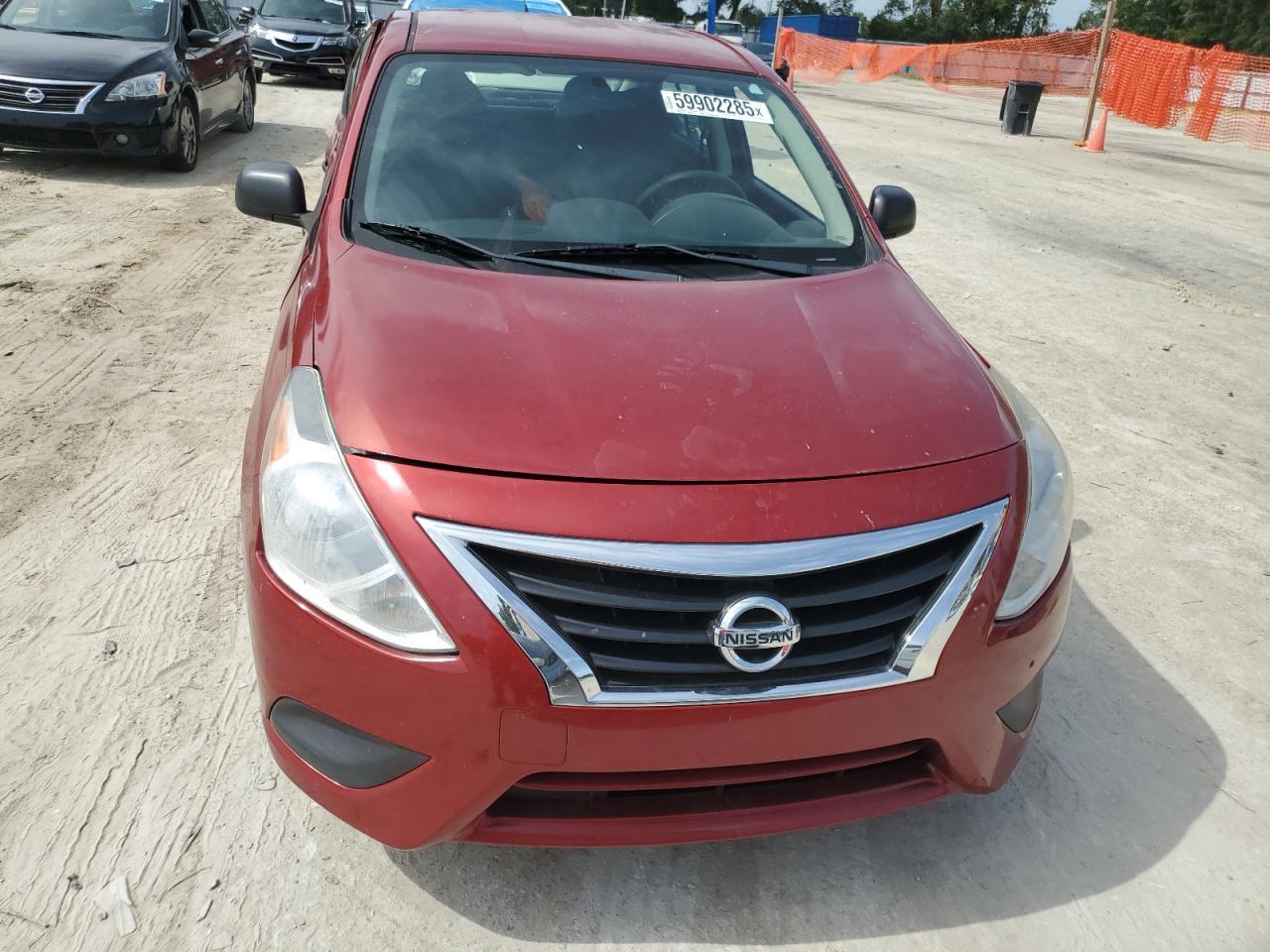 2015 NISSAN VERSA
