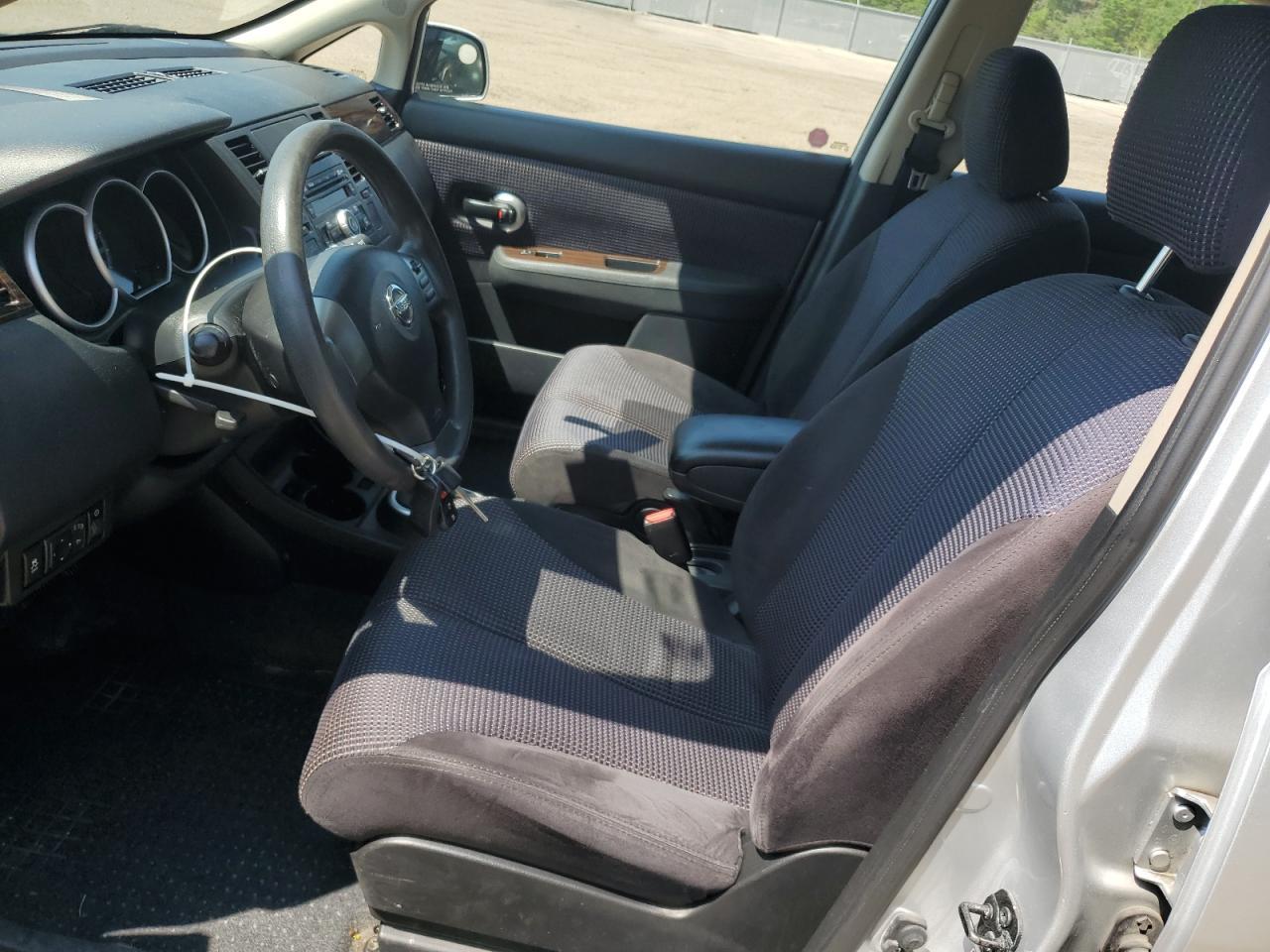 2012 NISSAN VERSA