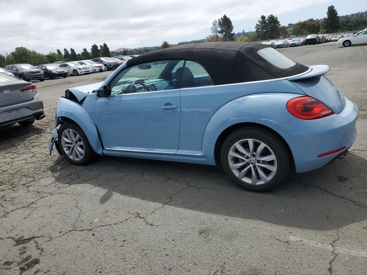 2014 VOLKSWAGEN Beetle