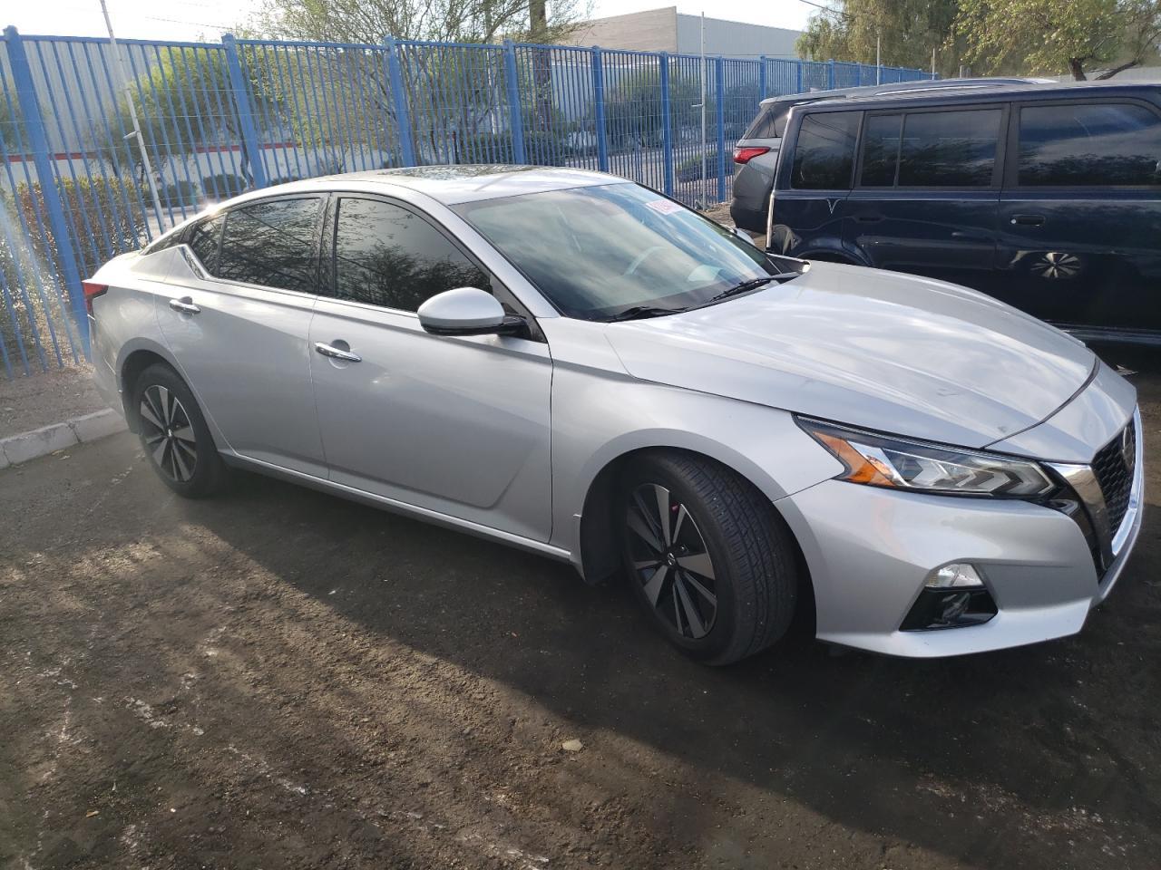 2020 NISSAN ALTIMA