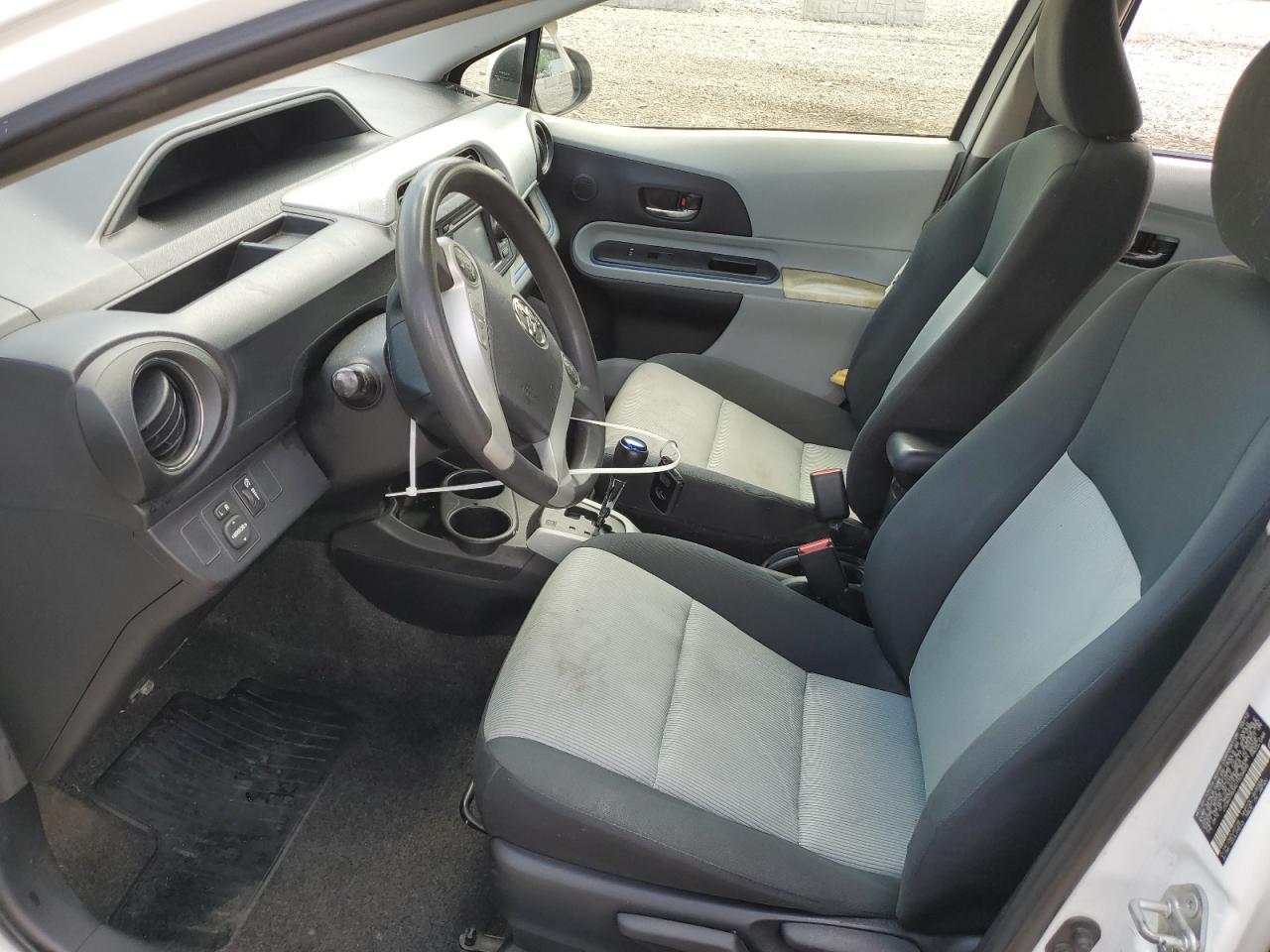2012 TOYOTA Prius c