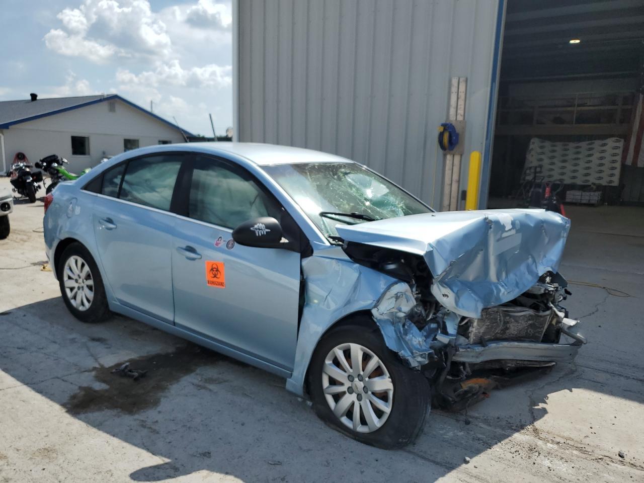 2011 CHEVROLET CRUZE