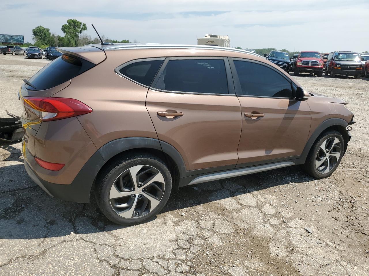 2017 HYUNDAI TUCSON
