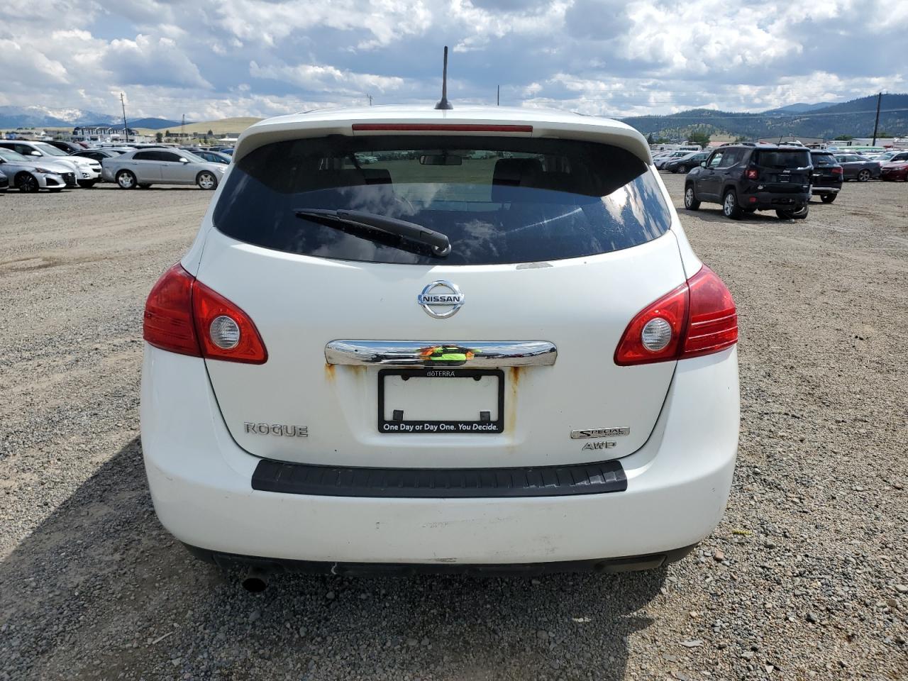 2013 NISSAN ROGUE