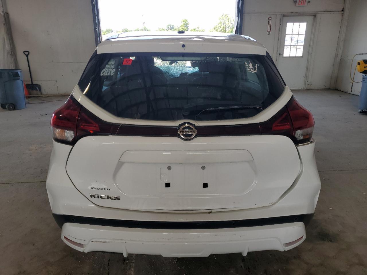 2021 NISSAN KICKS