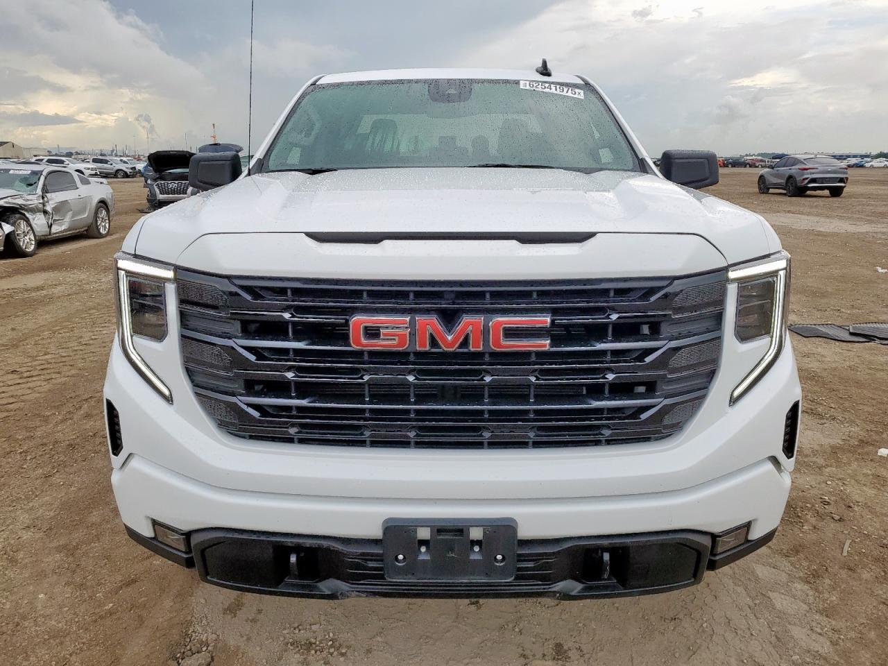 2025 GMC Sierra