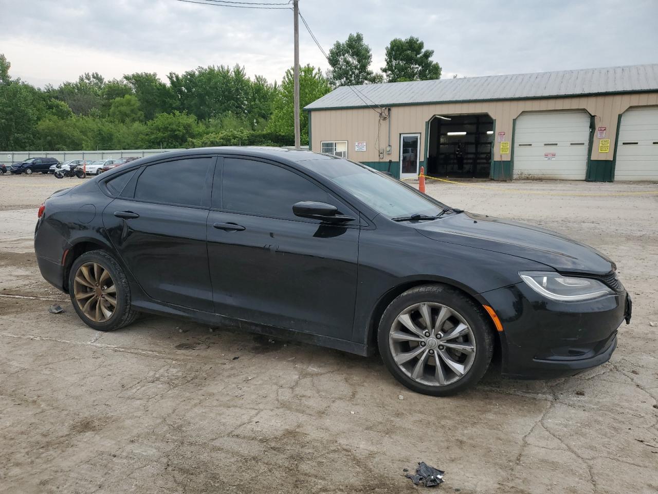 2015 CHRYSLER 200